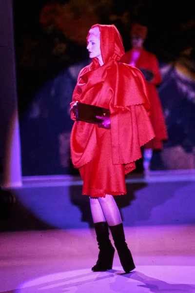 Look 8